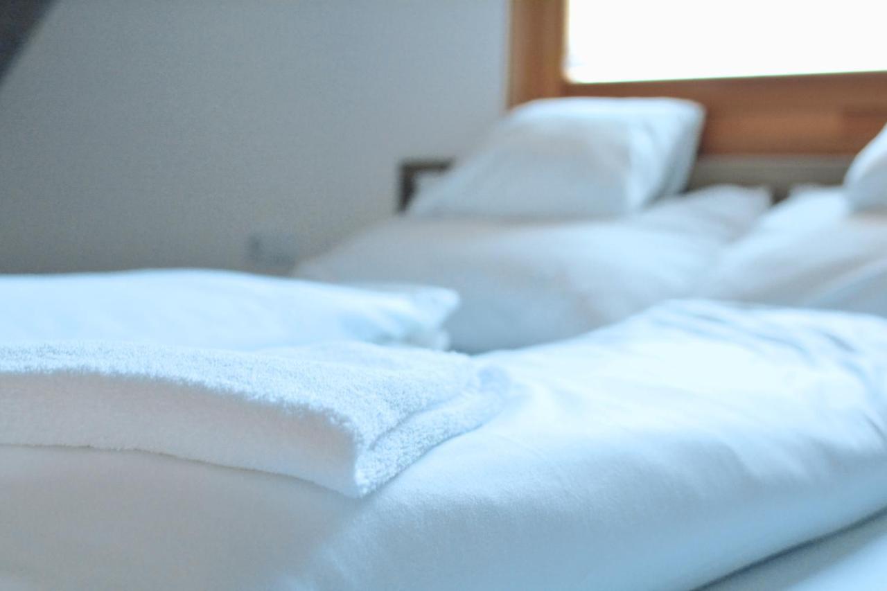 Bed and Breakfast Matko Airport Es Elmenykoezpont Экстерьер фото